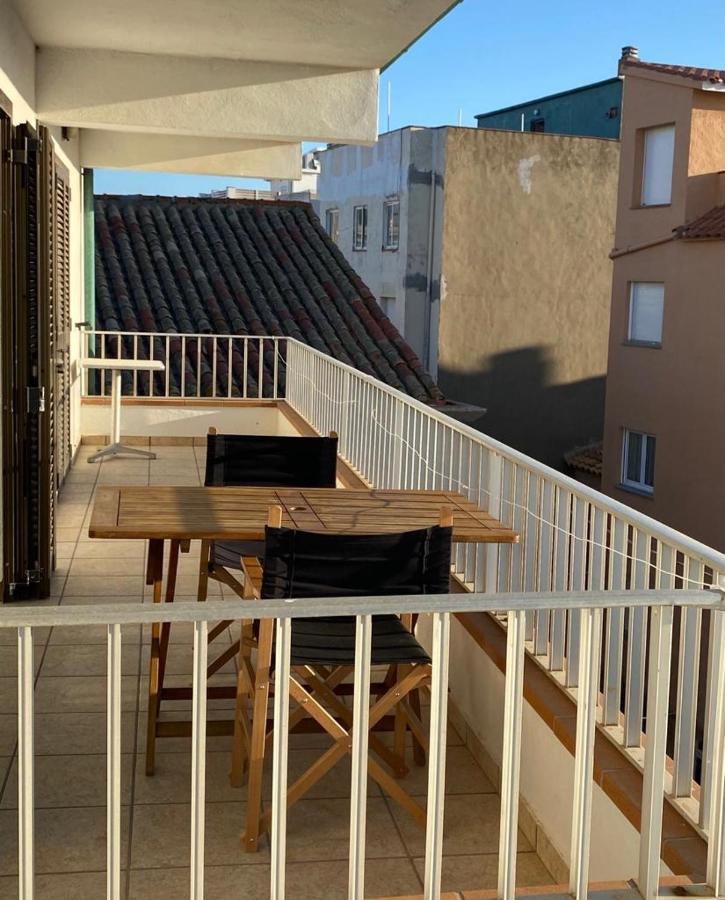L' Escala Port De'N Perris 아파트 외부 사진